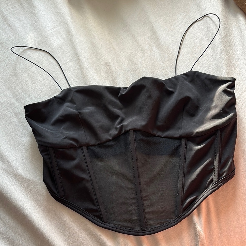 Meshki crop top